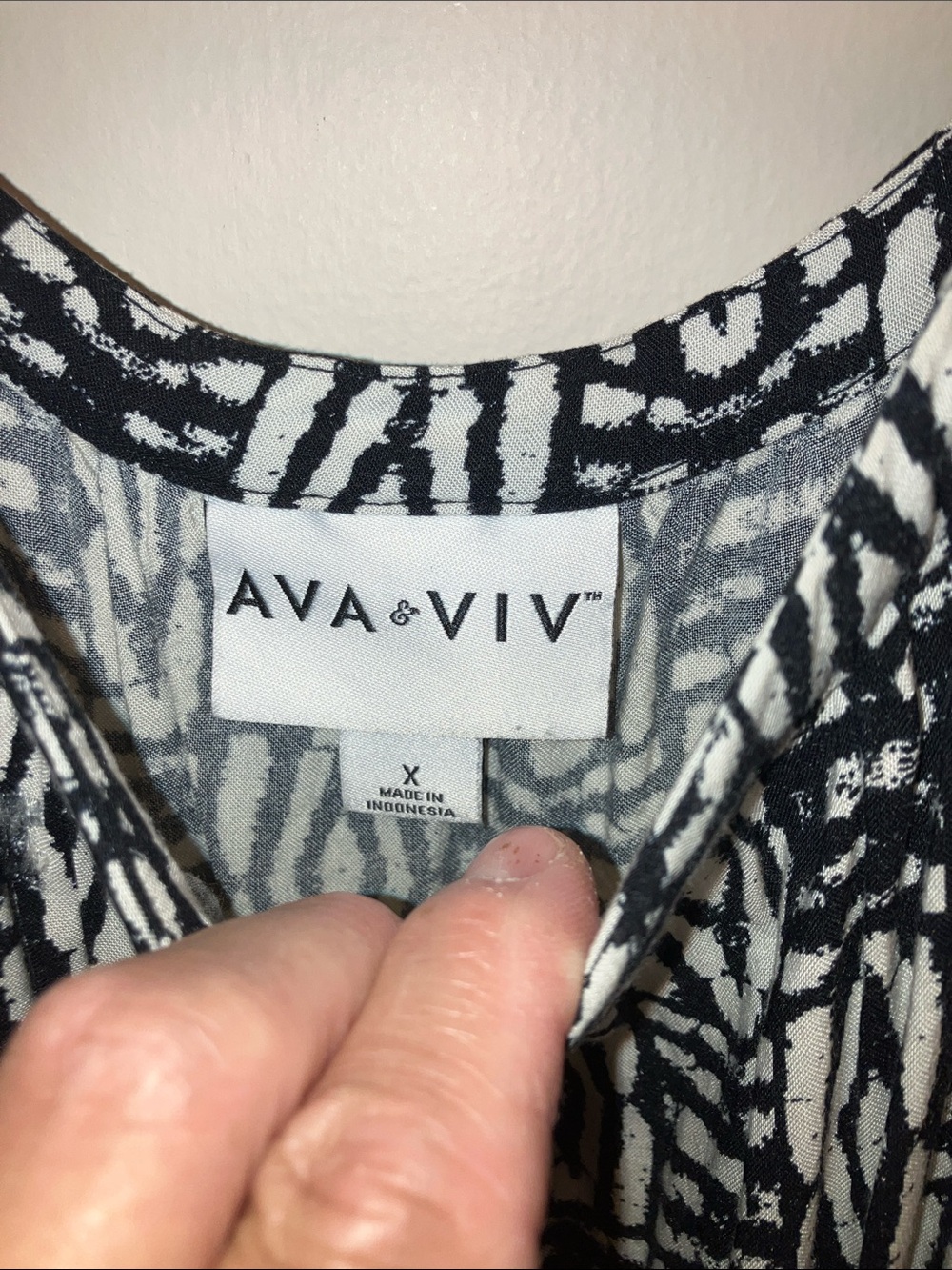 Ava & Viv Black and White Geometric Maxi Dress Spaghetti Straps Size X - Picture 2 of 4